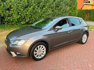 Seat Leon 1.2 TSI Style 6 bak hele mooie auto diverse extra's apk tot 5-2027
