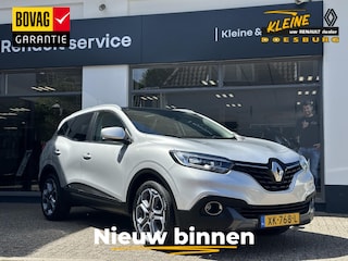 Renault Kadjar TCe 130 EDC Bose | Trekhaak | Dealeronderhouden | Panoramisch dak | Camera achter | Parkeersensoren voor + achter |