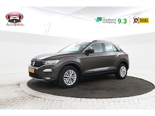 Volkswagen T-Roc 1.5 TSI Style Automaat, Apple carplay, Trekhaak
