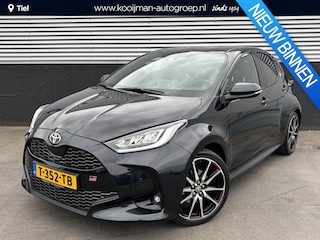 Toyota Yaris 1.5 Hybrid GR Sport Nieuw geleverd, 1e eign. Dodehoekdetectie, Stoelverwarming, PDC, LED, Smart Key, LMV