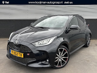 Toyota Yaris 1.5 Hybrid GR Sport Nieuw geleverd, 1e eign. Dodehoekdetectie, Stoelverwarming, PDC, LED, Smart Key, LMV