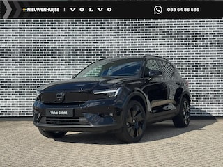 Volvo EX40 Single Motor Extended Range Plus Black Ed. 82 kWh | Adaptieve Cruise Control | Harman Kardon Audio | Stoel-/Stuurverwarming | Parkeercamera | Dodehoek Detectie | Pixel LED | Elektr. Verst. Stoelen + Geheugen | Donker Getint Glas | Warmtepomp |