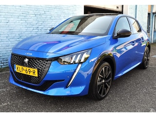 Peugeot 208 1.2 GT 130Pk trh LED rondom cam. nav