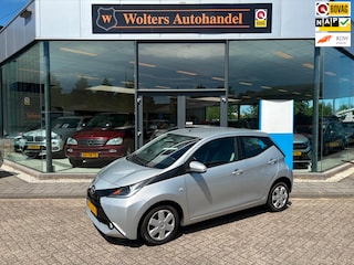 Toyota Aygo 1.0 VVT-i x-play *AC *CAM