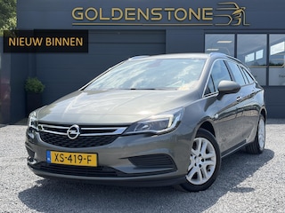Opel Astra Sports Tourer 1.0 Turbo Business+ 2e Eigenaar,Carplay,Navi,Trekhaak,Dealer Onderhouden,Lm velgen,Pdc,N.A.P,105pk,Clima,Cruise,Recent beurt gehad,Apk tot 03-2027
