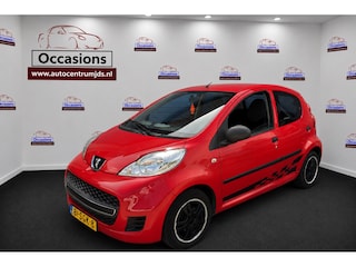 Peugeot 107 1.0-12V XR