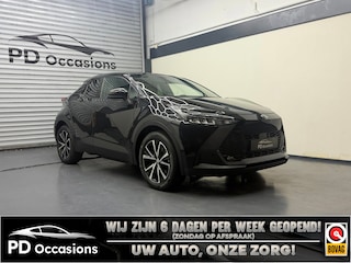 Toyota C-HR 2.0 Plug-in Hybrid 220 Dynamic - Camera - Dodehoek