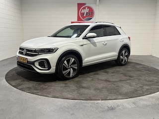 Volkswagen T-Roc 1.5 TSI R-Line Business+, Full led, Achteruitrijcamera, Virtual cockpit, 18 inch, Navi, Afn. trekhaak,  Navi, app connect, Electr. achterklep, Keyless entry