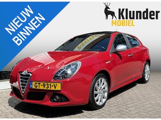 Alfa Romeo Giulietta 1.4 T Limited Edition |Panorama|Stoelverw.|Carplay|