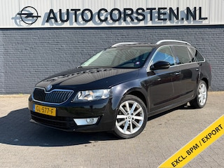 Skoda Octavia Combi 1.2TSI 111PK Achteruitrijcamera Trekhaak Stoelverwarming Navi Ecc Cruise Control Pdc Ambition Businessline Lmv Privacy Glas Bluetooth 1.300kg Trekgewicht Origineel Nederlandse Auto