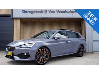 Cupra Leon 1.4 e-Hybrid 245pk VZ Copper Edition Pano.Dak 19inch LM  *Black Pack* Virtual *Graphene Grey* 77536km!