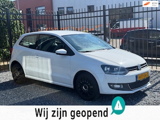 Volkswagen Polo 1.2 TSI Comfortline AIRCO!TREKHAAK!NAVI!STOELVERWARMING!6BAK!105PK!