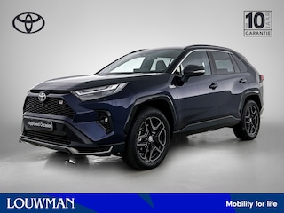 Toyota RAV4 2.5 Plug-in Hybrid AWD GR SPORT | BTW Voertuig | JBL | Head-Up Display | Dodehoek detectie | 360 Camera | Stuur+stoelverwarming | Elektrische achterklep | Parkeersensoren Voor+achter |