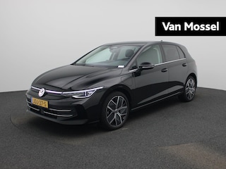 Volkswagen Golf 1.5 eHybrid Style Edition 204 PK Origineel Nederlands | 1e Eigenaar | Navigatie | Stoelverwarming | LED Matrix | Achteruitrijcamera | Parkeersensoren | Artvelours