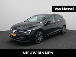 Volkswagen Golf 1.5 eHybrid Style Edition 204 PK Origineel Nederlands | 1e Eigenaar | Navigatie | Stoelverwarming | LED Matrix | Achteruitrijcamera | Parkeersensoren | Artvelours