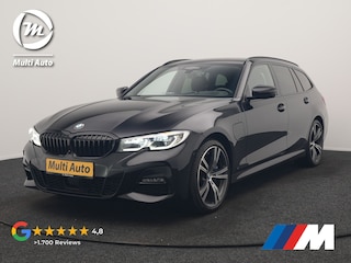 BMW 3-serie Touring 330e M Sport PHEV 293pk Dealer O.H. | Trekhaak Af Fabriek | Adaptive Cruise | Head Up | 360 Camera | Adaptief Onderstel | Alcantara Sportstoelen & Stuur Verwarmd | Laser LED | Sfeerverlichting | Keyless | Blis | Apple Carplay | Plug In Hybrid |