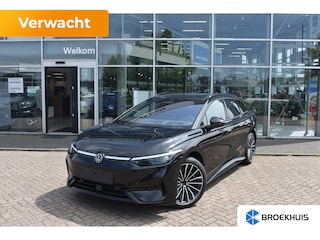 Volkswagen ID.7 Tourer Limited Edition Plus | 'App-Connect' draadloze smartphone integratie | Koplampverlichting LED Matrix (IQ.Light) | Sfeerverlichting interieur (30 kleuren instelbaar)
