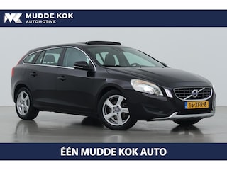 Volvo V60 1.6 T3 Momentum | Bi-Xenon | Panoramadak | Leder | Stoelverwarming | PDC V+A