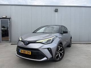 Toyota C-HR 1.8 Hybrid Bi-Tone Limted Automaat | Cruise control adaptief | CarPlay | PDC V+A | Achteruitrijcamera | Stoelverwarming |