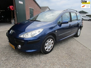 Peugeot 307 Break 1.6-16V XT airco, trekhaak cv cruise, mooi