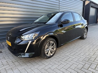Peugeot 208 EV Active Pack 50 kWh Navi Clima PDC Soh 94.13%