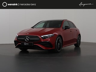Mercedes-Benz A-klasse 180 Business Solution AMG | Night pakket | 19 inch velgen | Panoramadak | Keyless entry | Multibeam led koplampen | Apple carplay/Andorid auto |