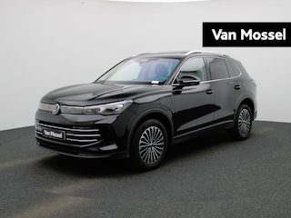 Volkswagen Tiguan 1.5 eHybrid Elegance | 204 PK | EM | Ergo Active Stoelen | Panorama Schuif/Kantel dak | Trekhaak | Parkeercamera | Stoel en Stuurwielverwarming | Achterbankverwarming