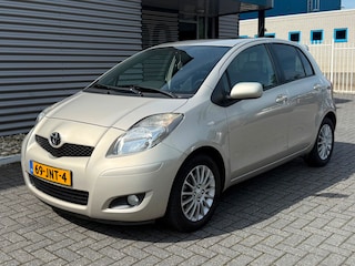 Toyota Yaris 1.3 VVTi Dynamic | Pano & Keyless