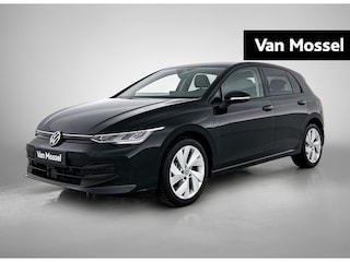 Volkswagen Golf 1.5 eHybrid Life Edition | Demo | 204 PK | Plug-IN | Navigatie | Stuur + Stoelverwarming | Keyless | Multimedia Pakket | Achteruitrijcamera | Getint glas | Adaptive cruise control | Lane Assist | Climate Control |