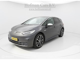 Volkswagen ID.3 First Max 58 kWh | Panoramadak | Trekhaak | Camera | Massage | 65.208 km | 12/2020 | INCL BTW