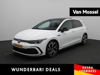 Volkswagen Golf 1.5 eTSI R-Line Business 150 PK | Automaat | Panoramisch Schuif - Kanteldak | Navigatie | Digital Cockpit pro | Keyless | Stoelverwarming | Ledachterlichten met dynamisch knipperlicht | Achteruitrijcamera | Design Pakket Exterieur 'Black Style'