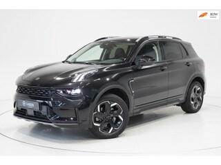 Lynk & Co 01 Black Style|Automaat|LED|Panoramadak|Navigatie|Electr.stoelen