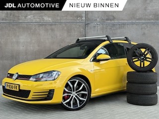 Volkswagen Golf 2.0 TSI GTI Performance | Ginster Yellow | Panoramadak | Dynaudio | Camera | Keyless Go | Volledig historie |
