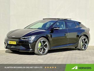Kia EV6 GT AWD 77.4 kWh 585 pk / SOH 100% /Fabrieksgarantie tot 4-2031 / Dealer onderhouden / Meridian Audio / Warmtepomp / Camera 360° / Navi / Apple Carplay Android / 21" LM wielen / HUD / Sport & Kuipstoelen / CCS Snelladen / Elektr. Achterklep / Stoel Verwarming / Stuurwiel Verwarming / Achterbank Verwarming / DAB /