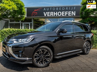 Mitsubishi Outlander 2.0 PHEV Executive Edition - STOEL VERW - PARK CAMERA - DVD - CRUISE / CLIMATE CONTR !