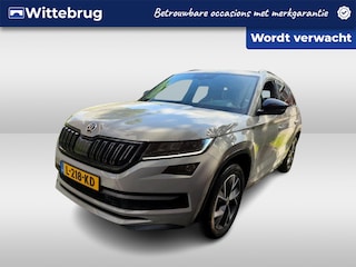 Skoda Kodiaq 1.5 TSI Sportline Business / Digitaal dashboard / Navigatie / App connect / Camera / Parkeersensoren V+A /