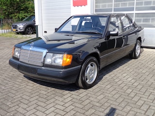 Mercedes-Benz 200-serie 200-500 (W124) 230 E AUTOMAAT