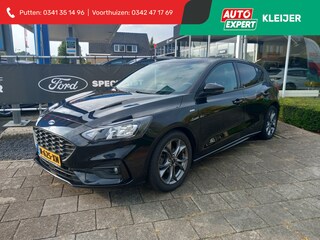 Ford Focus 1.0 EcoBoost Hybrid 125pk ST-Line Winterpack