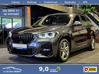 BMW X1 xDrive25e High Executive M-Sport | Panorama | Camera Trekhaak | HUD