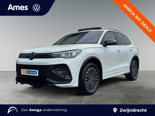 Volkswagen Tiguan 1.5 272pk eHybrid R-Line Edition R-Line | Trekhaak | Head-Up Display