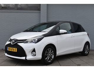 Toyota Yaris 1.3 VVT-i Trend Bi-Tone Handgeschakeld 100pk | Dealer onderhouden | Achteruitrijcamera | Cruise control |
