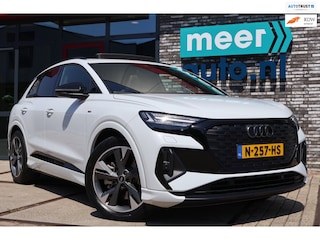 Audi Q4 40 S-LINE Competition 77 kWh VOL! PANO l SONOS l MATRIX l SFEER l KEYLESS l TREKHAAK l ADAPT.CRUISE l SIDE/LANE