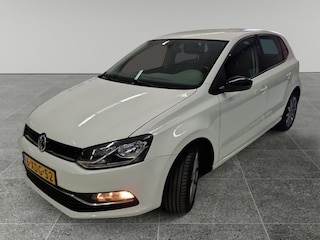 Volkswagen Polo 1.2 TSI First Edition ZEER NETJES. GERESERVEERD