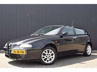 Alfa Romeo 147 1.6 T.Spark Progression ECC | Velours | Kenwood Audio | 15 Inch LMV