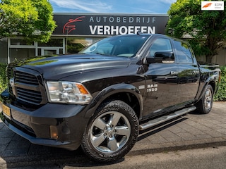 Dodge Ram 1500 5.7 V8 4x4 Crew Cab 5'7 | BULLBAR | TREKHAAK | CRUISE / CLIMATE CONTROL | SPRAAKBEDIENING |