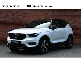 Volvo XC40 Recharge P8 AWD R-Design | Trekhaak | 360 Graden Camera | Panoramadak | Harman Kardon | Verwarmbare Voorstoelen | Apple Carplay/ Android Auto | Adaptieve Cruise Control | Google Maps Navigatie