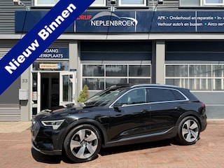 Audi e-Tron 55 quattro advanced 95 kWh Panodak,Trekhaak,Navi,Clima 408pk Dealer onderhouden