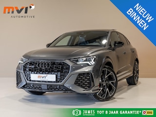 Audi Q3 TFSI / 400pk / Panorama dak / Keramische remschijven / RS Sportuitlaat /