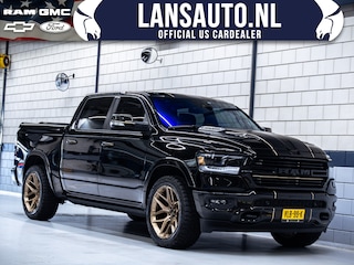 Dodge Ram 1500 5.7 V8 4x4 Crew Cab Laramie Night | 22" Breedset | Striping