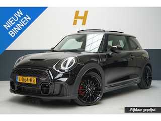 Mini Mini/Cabrio/Clubman/Countryman 2.0 S | Panoramadak | Carplay | Head-Up | H/K Sound | Black pack | Stoelverwarming